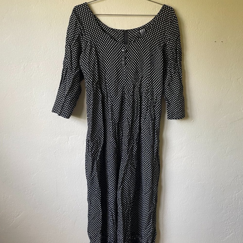 ***VINTAGE 1980's Black and White Polka Dot Jumper***